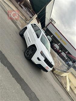 جيب جراند شيروكي